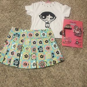 Dolls Kill bundle. T shirt, skirt and hair accessories.  Size Medium. NWT